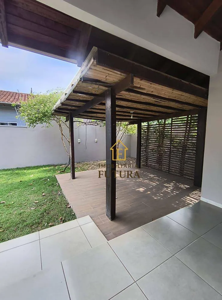 Casa, 3 quartos, 300 m² - Foto 1
