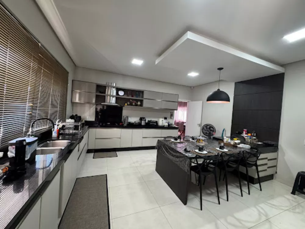 Casa, 3 quartos, 372 m² - Foto 4