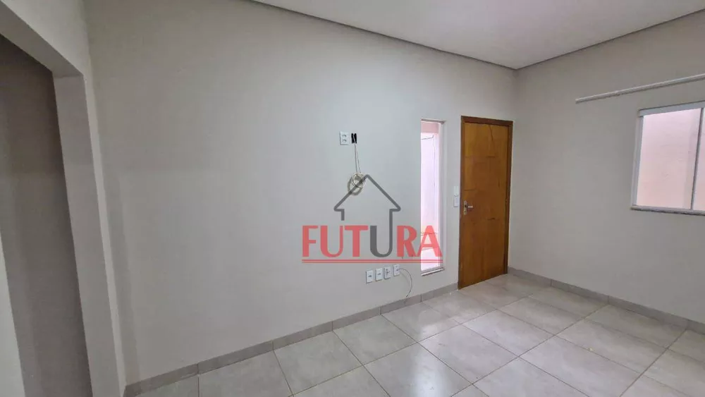 Casa, 2 quartos, 79 m² - Foto 1