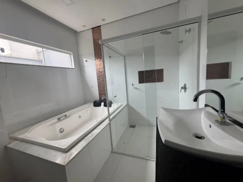 Casa, 3 quartos, 221 m² - Foto 8