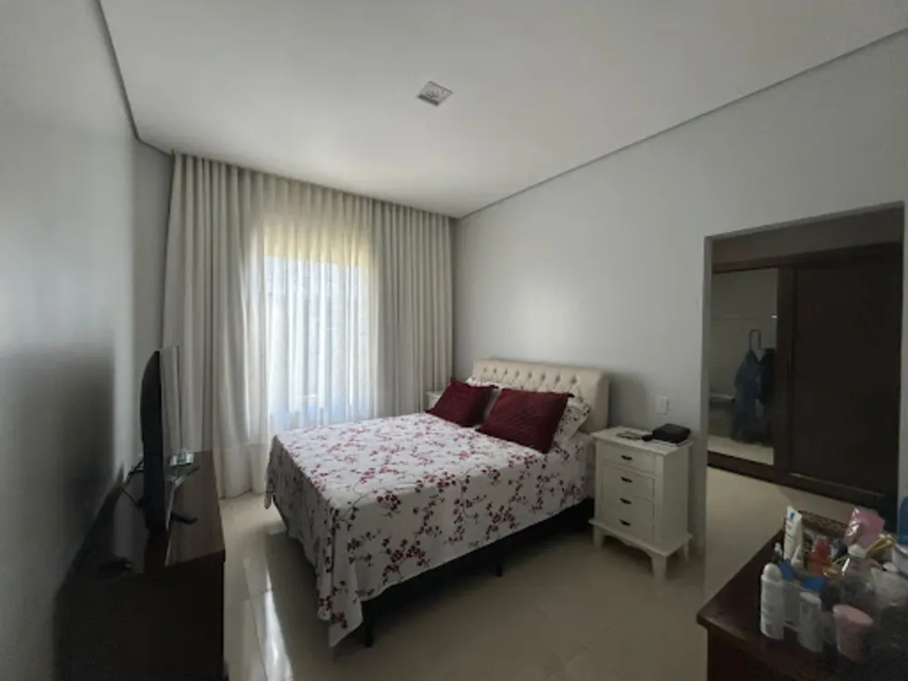 Casa, 3 quartos, 220 m² - Foto 17