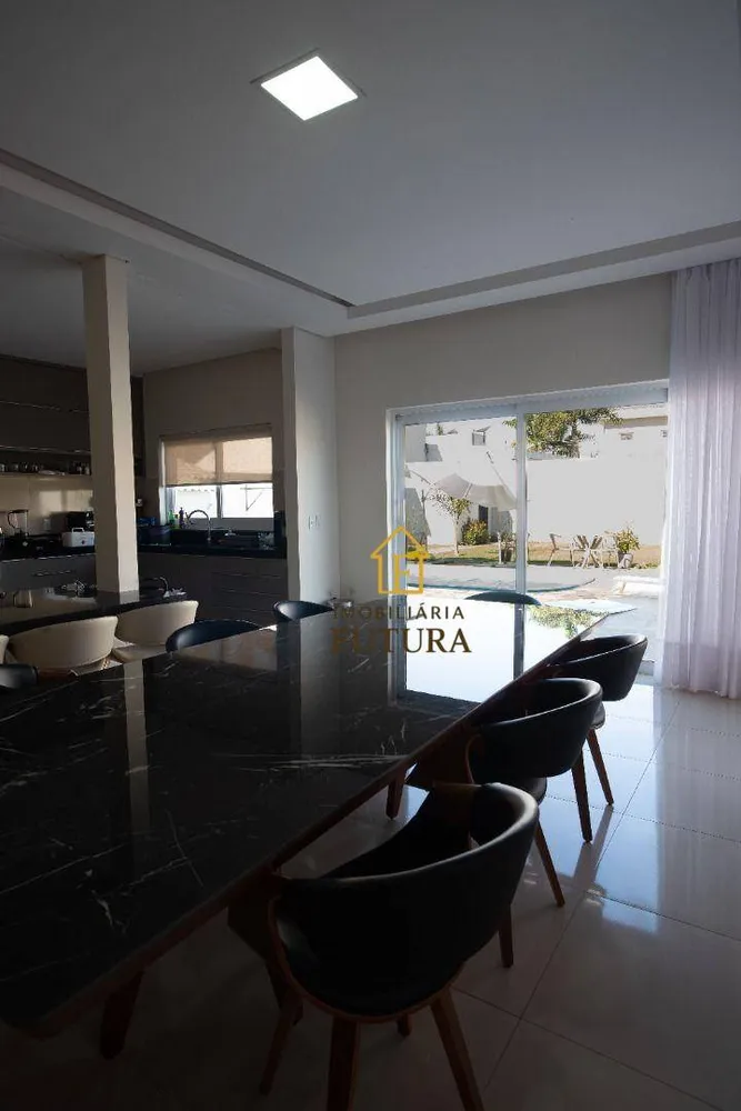 Casa, 3 quartos, 270 m² - Foto 6