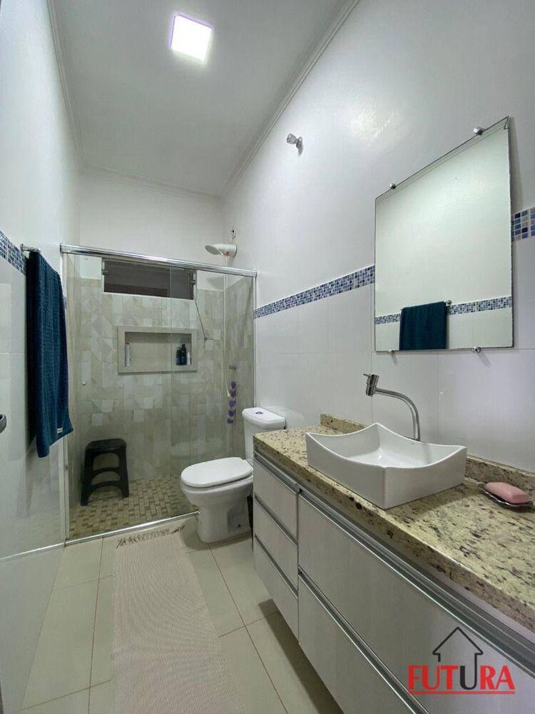 Casa, 3 quartos, 210 m² - Foto 17