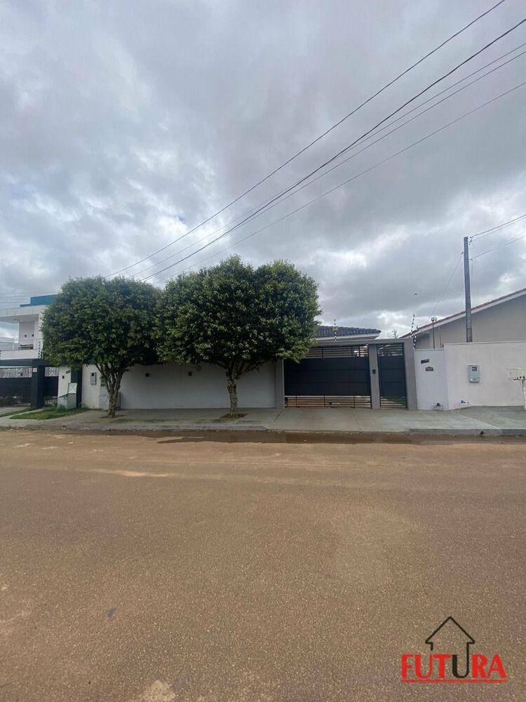 Casa, 3 quartos, 210 m² - Foto 2