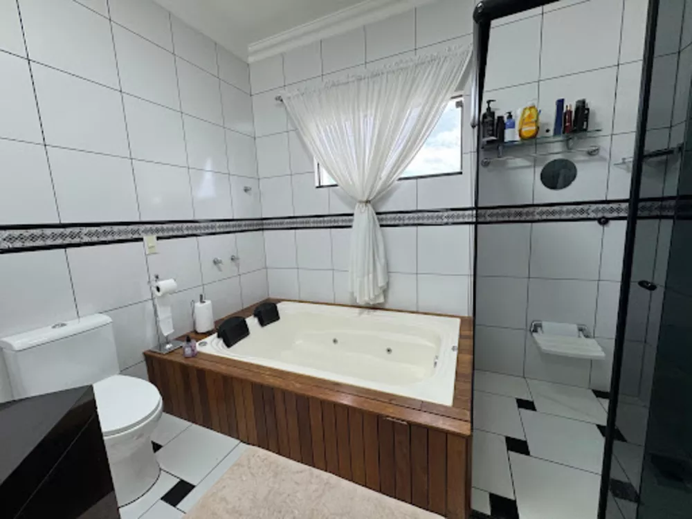 Sobrado, 4 quartos, 350 m² - Foto 2