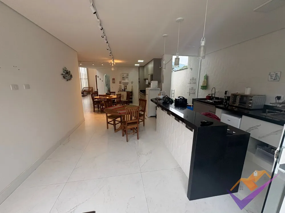 Casa, 4 quartos, 312 m² - Foto 10