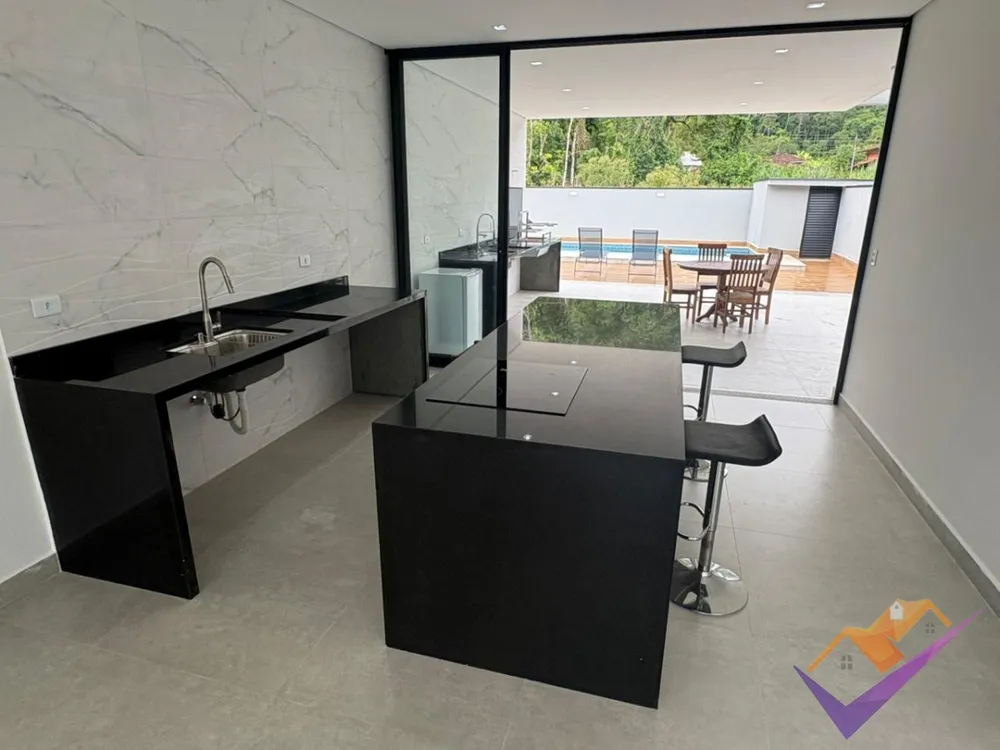 Casa, 3 quartos, 225 m² - Foto 7