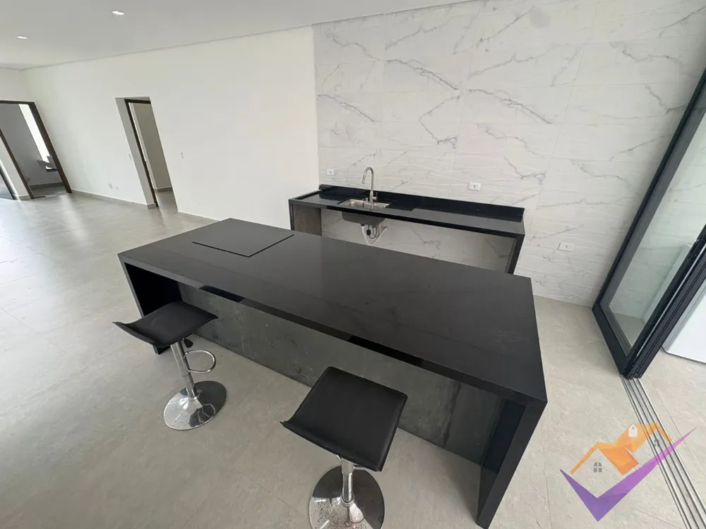 Casa, 3 quartos, 225 m² - Foto 3