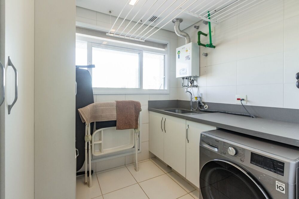 Apartamento, 3 quartos, 219 m² - Foto 3