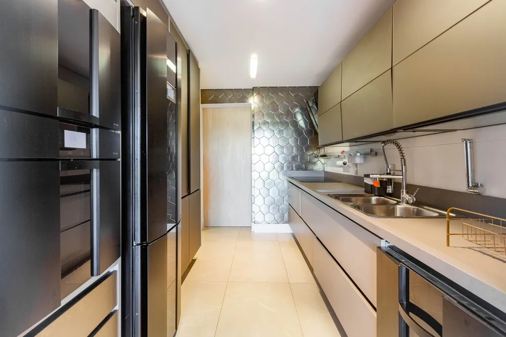 Apartamento, 3 quartos, 219 m² - Foto 3