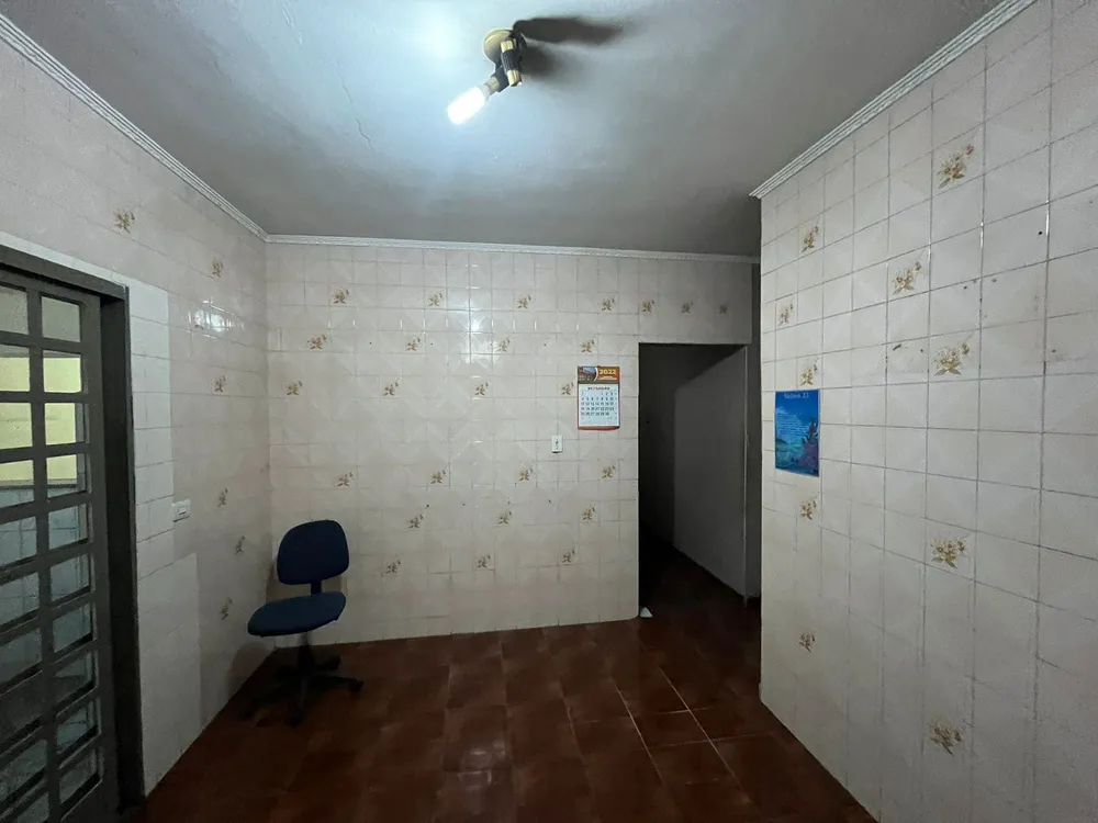 Casa, 1 quarto, 250 m² - Foto 3