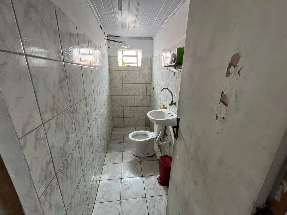 Casa, 2 quartos, 200 m² - Foto 2