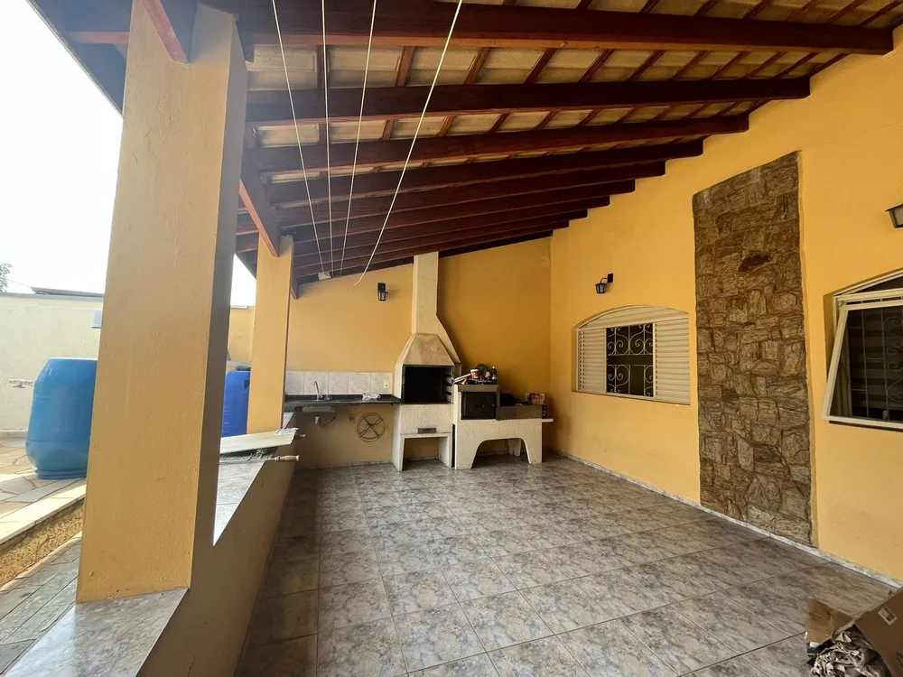 Casa, 3 quartos, 180 m² - Foto 3