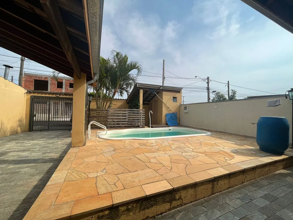 Casa, 3 quartos, 180 m² - Foto 1