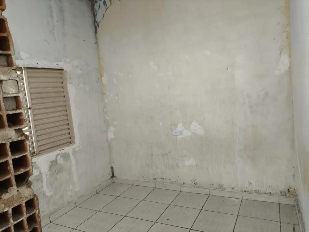 Casa, 6 quartos, 150 m² - Foto 4