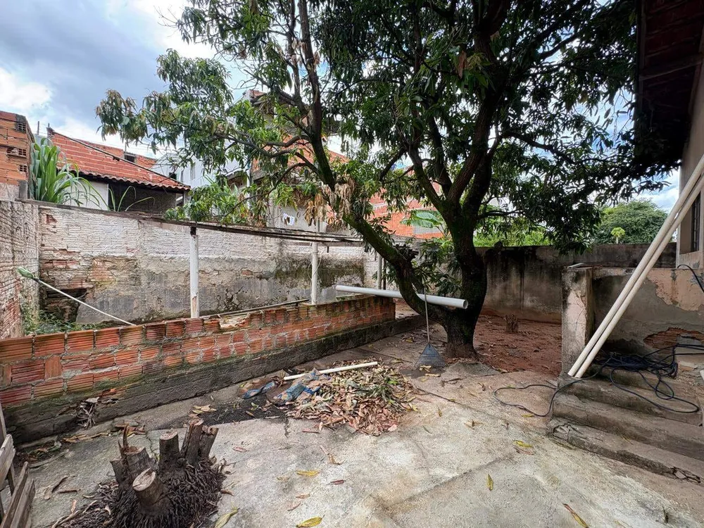 Casa, 3 quartos, 200 m² - Foto 1