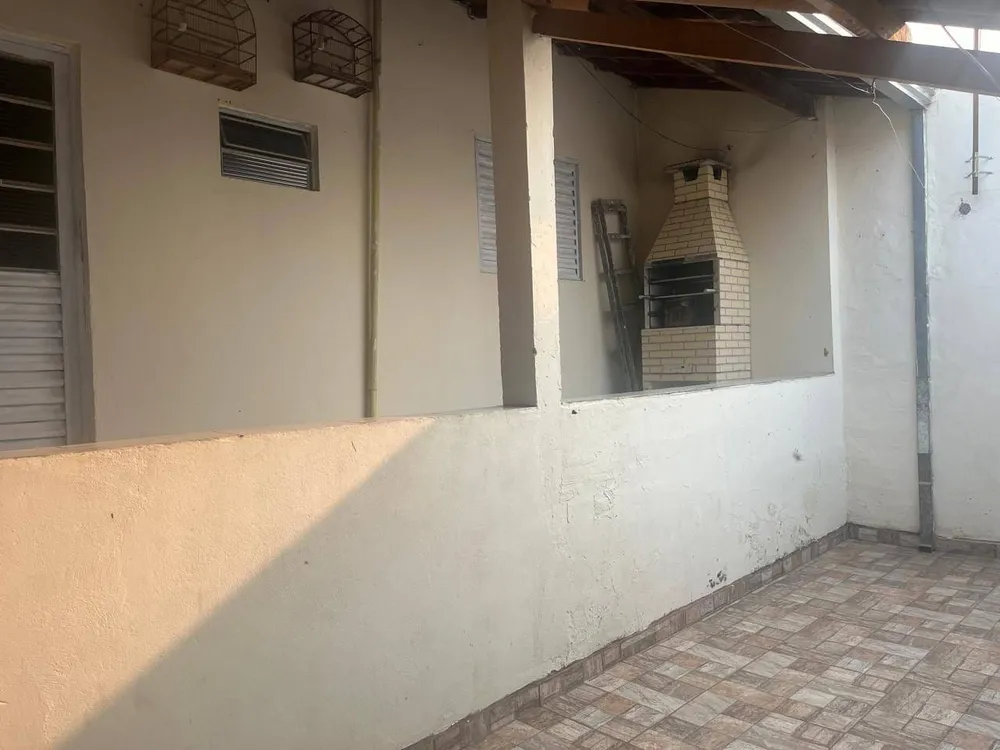 Casa, 3 quartos, 180 m² - Foto 2