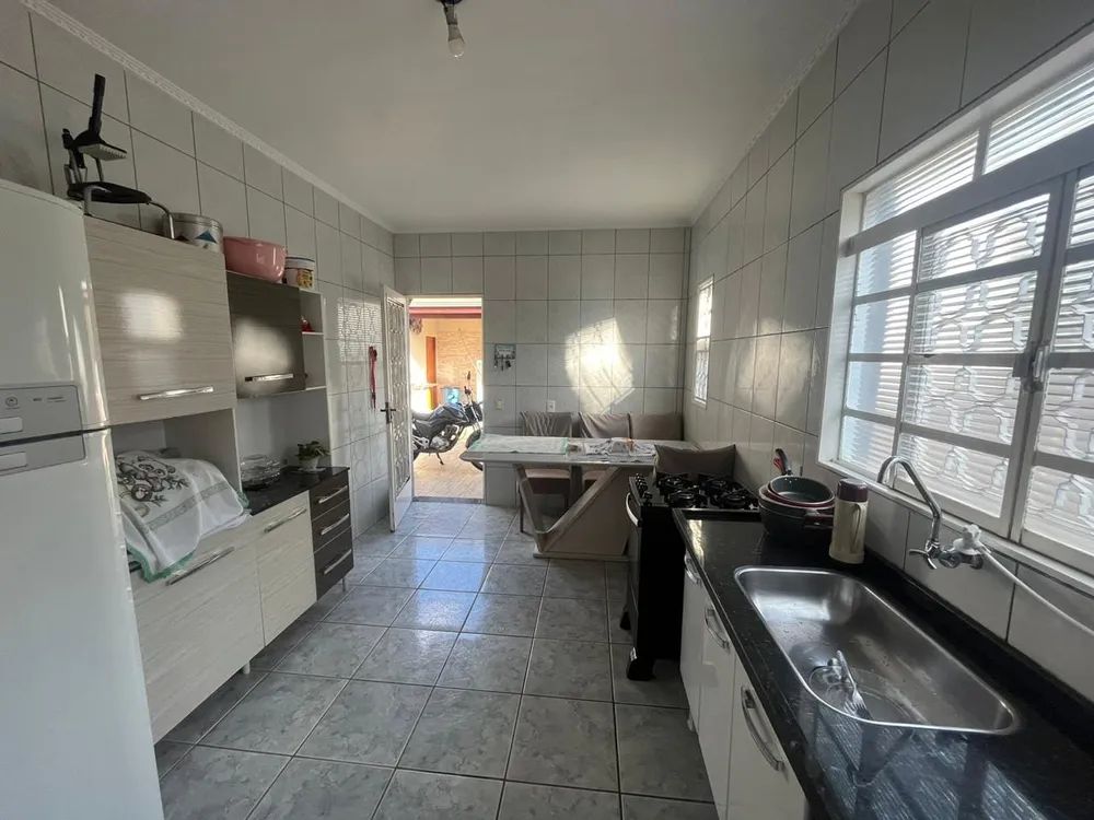Sobrado, 2 quartos, 180 m² - Foto 1
