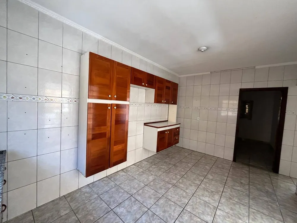 Sobrado, 3 quartos, 250 m² - Foto 1