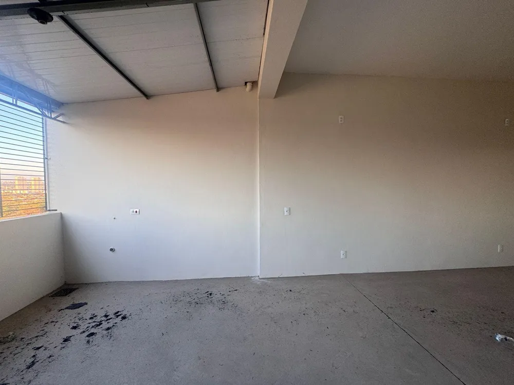 Loja-Salão, 220 m² - Foto 1