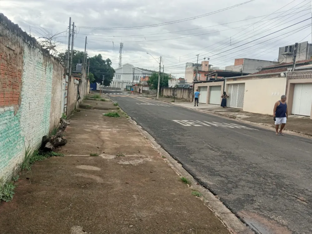 Terreno, 300 m² - Foto 2
