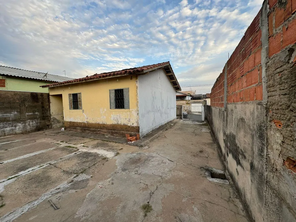 Casa, 2 quartos, 205 m² - Foto 1