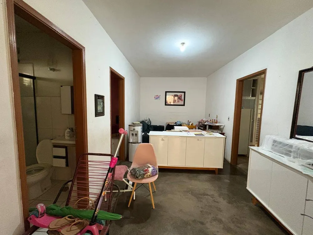 Casa, 6 quartos, 200 m² - Foto 11