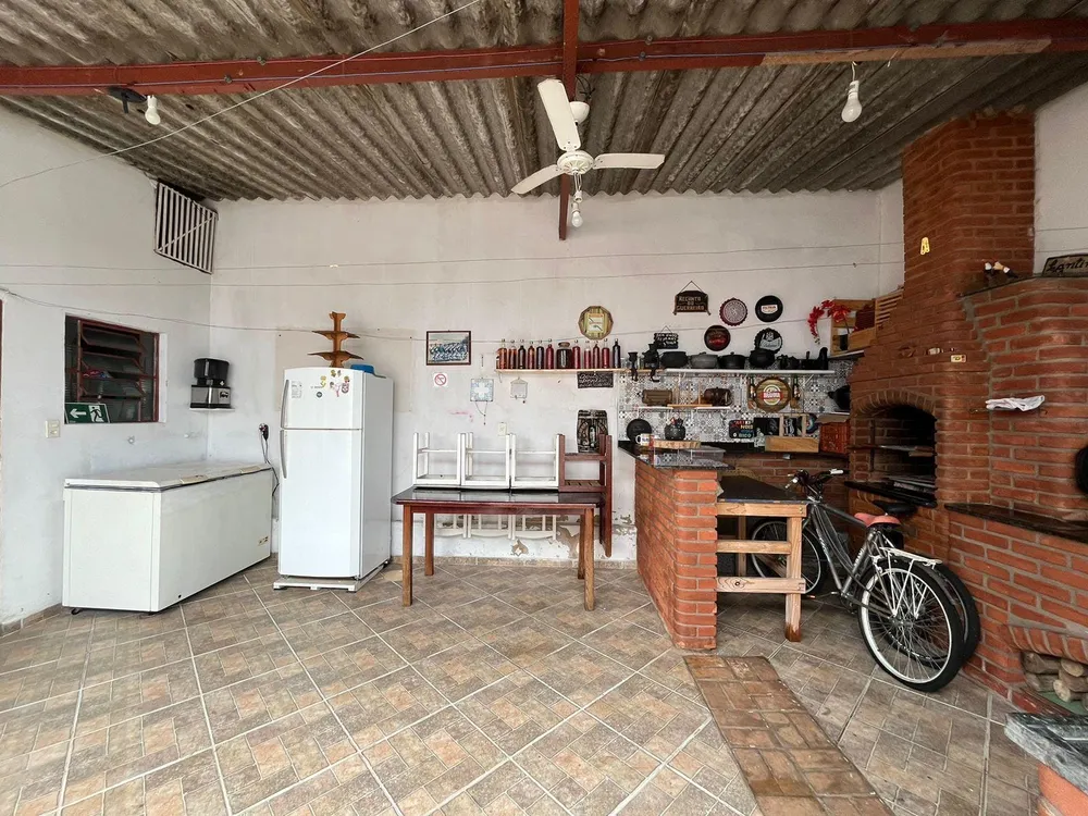 Casa, 3 quartos, 250 m² - Foto 1