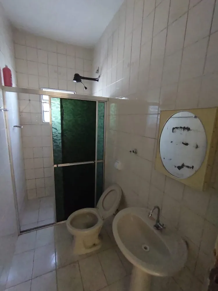 Casa, 5 quartos, 213 m² - Foto 2