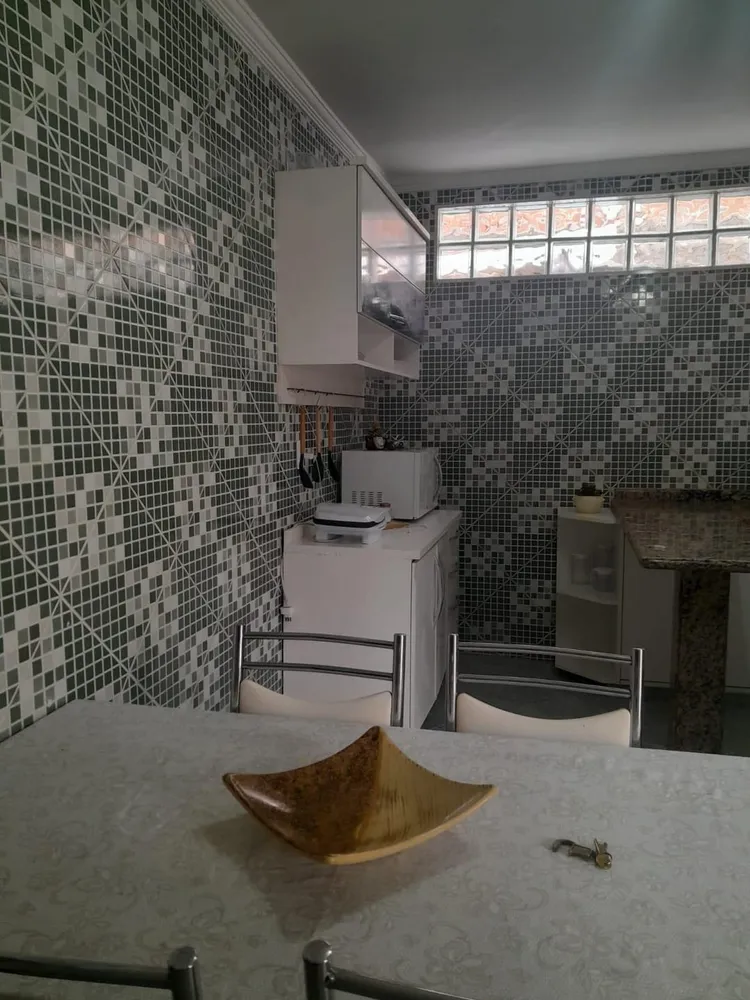 Casa, 3 quartos, 200 m² - Foto 8