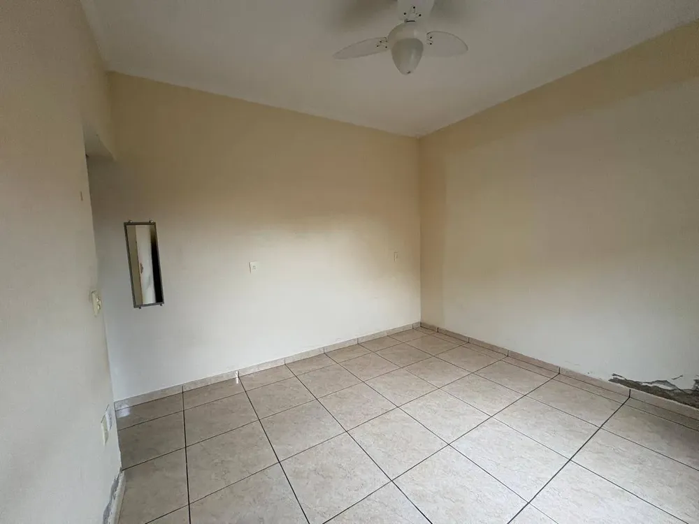Casa, 1 quarto, 180 m² - Foto 2