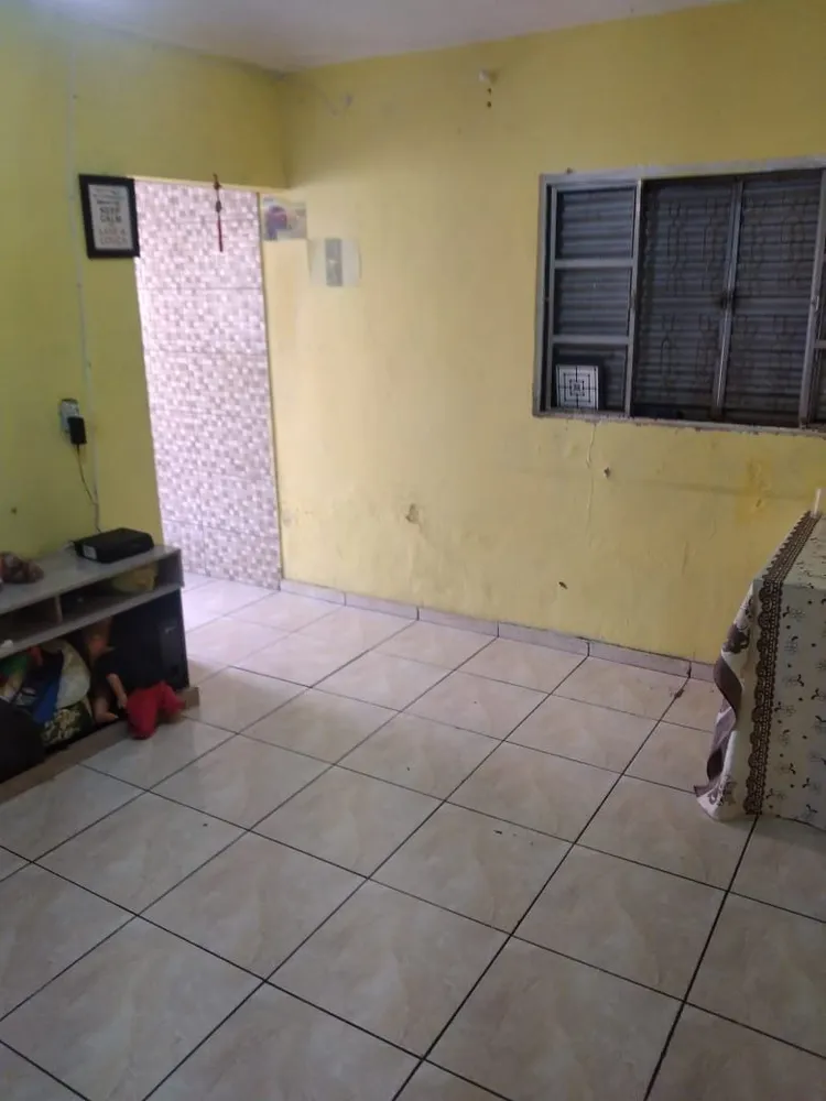 Casa, 2 quartos, 384 m² - Foto 2
