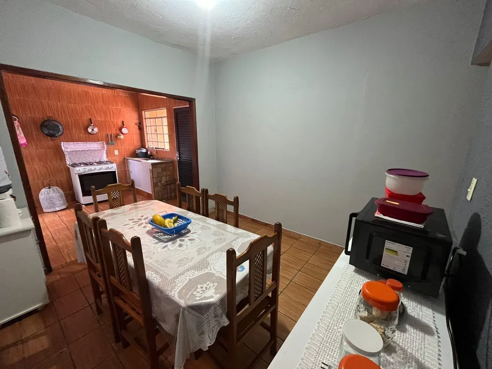 Casa, 4 quartos, 200 m² - Foto 2