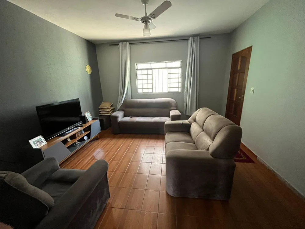Casa, 4 quartos, 200 m² - Foto 3