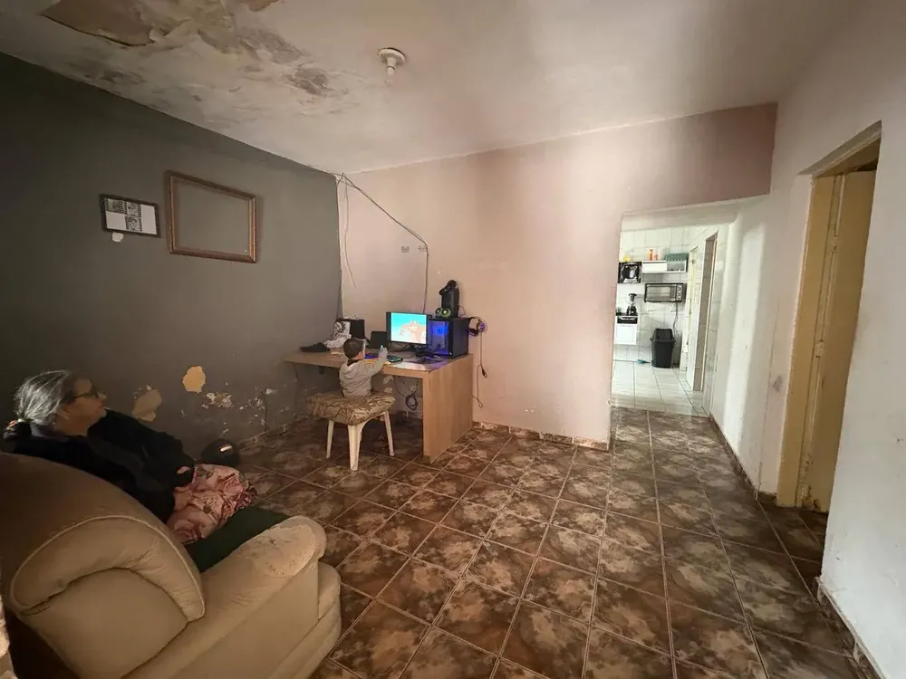 Casa, 1 quarto, 347 m² - Foto 1