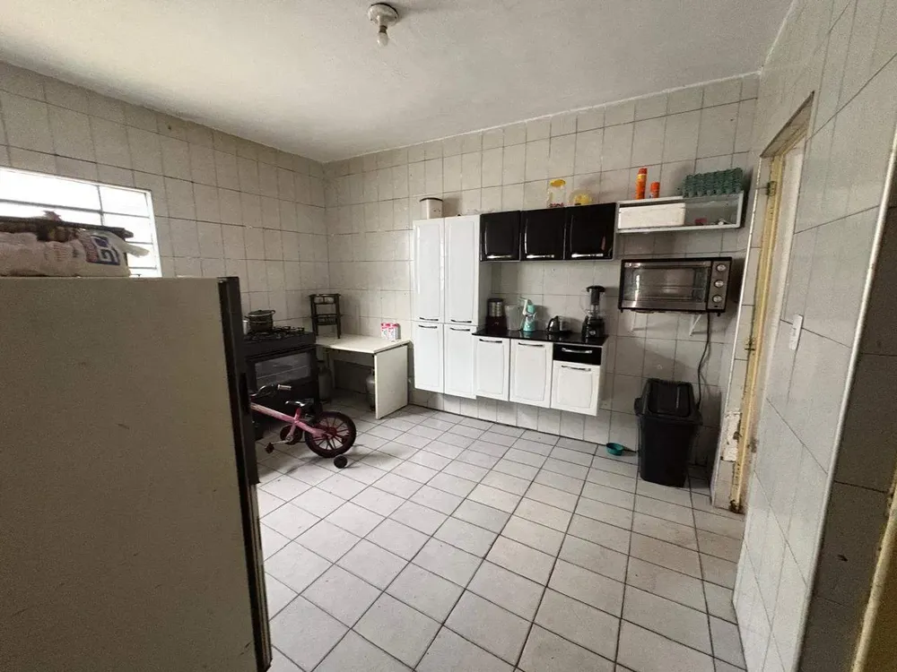 Casa, 1 quarto, 347 m² - Foto 2
