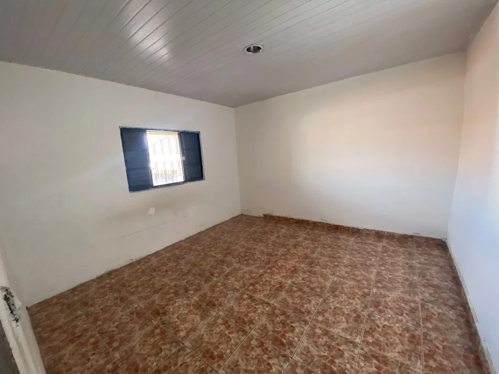 Casa, 3 quartos, 200 m² - Foto 2