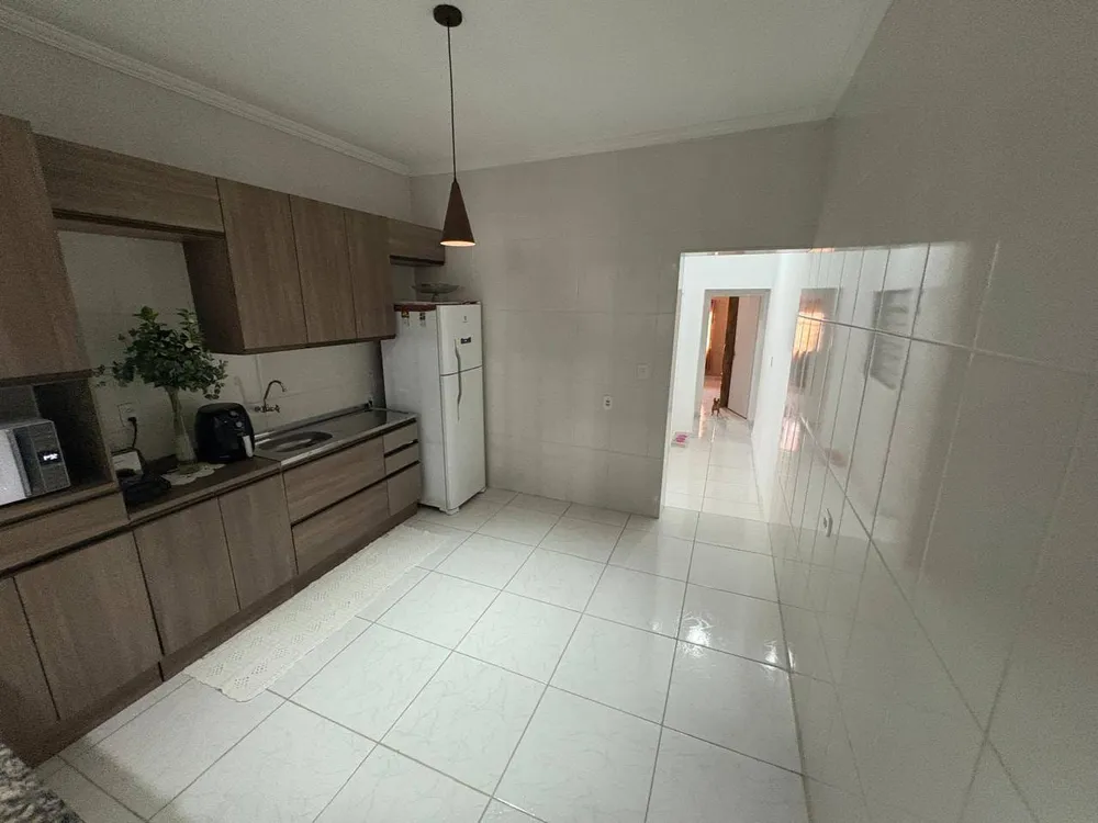 Casa, 3 quartos, 200 m² - Foto 6