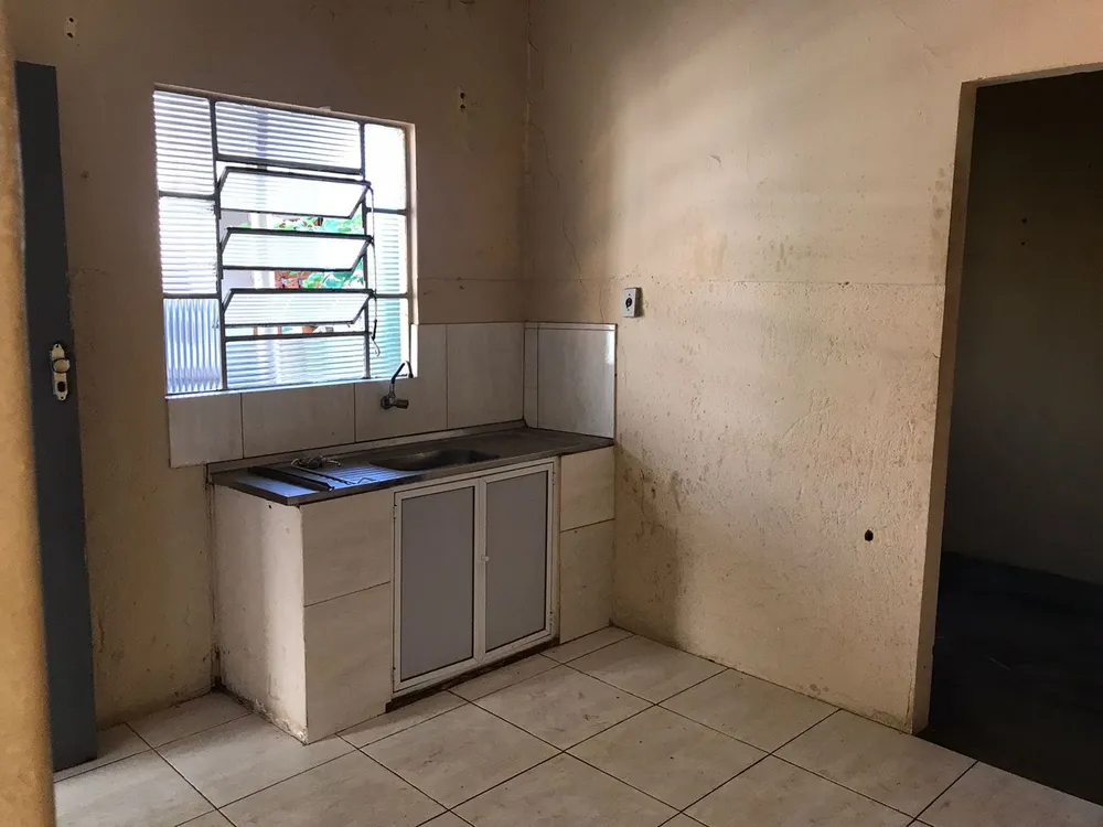 Casa, 3 quartos, 200 m² - Foto 2