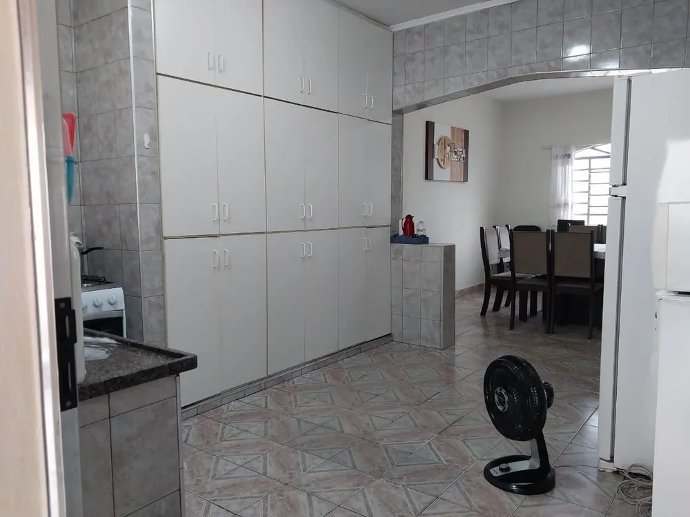 Sobrado, 3 quartos, 203 m² - Foto 1