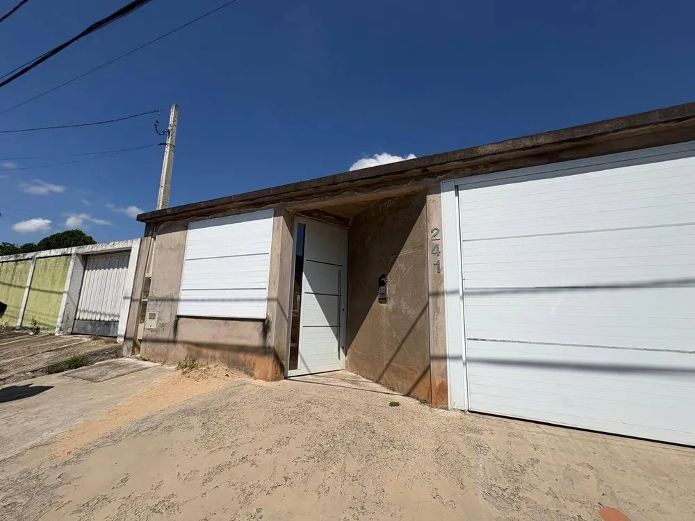 Casa, 2 quartos, 200 m² - Foto 1