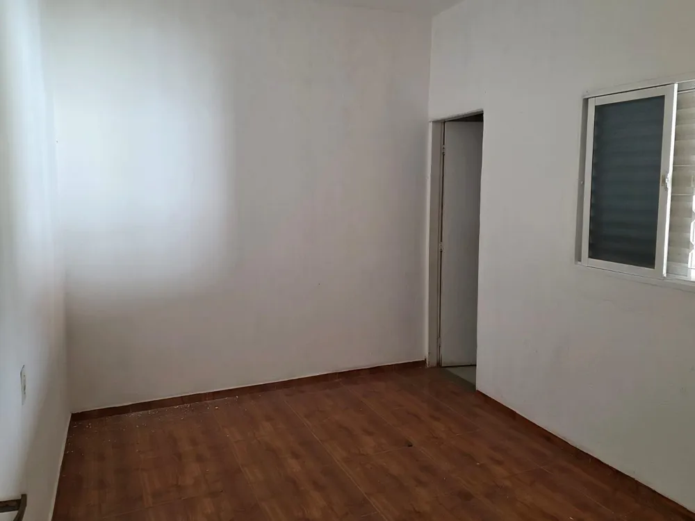 Casa, 1 quarto, 250 m² - Foto 1