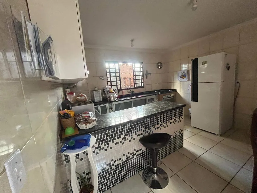 Casa, 3 quartos, 200 m² - Foto 7