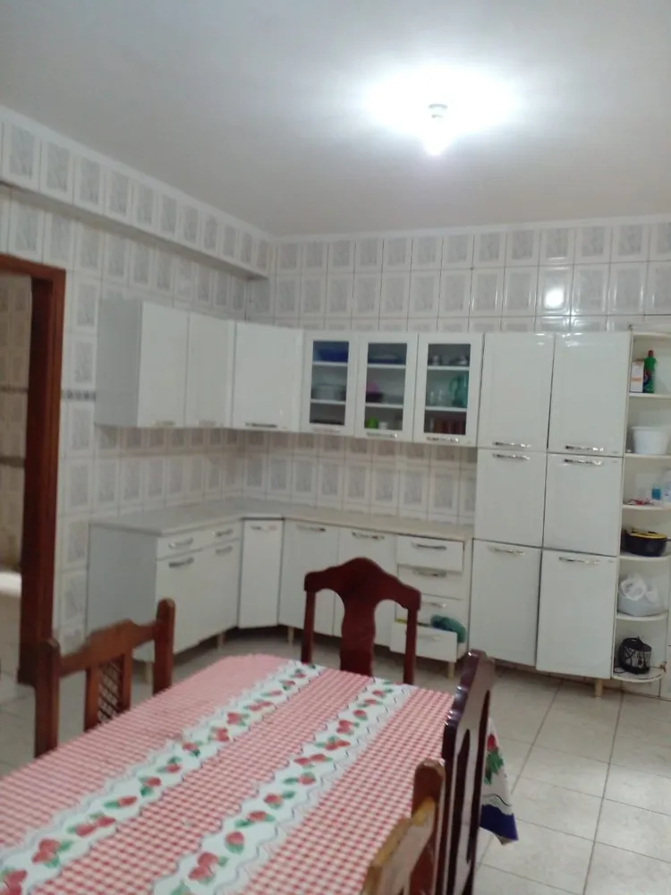 Casa, 3 quartos, 200 m² - Foto 5