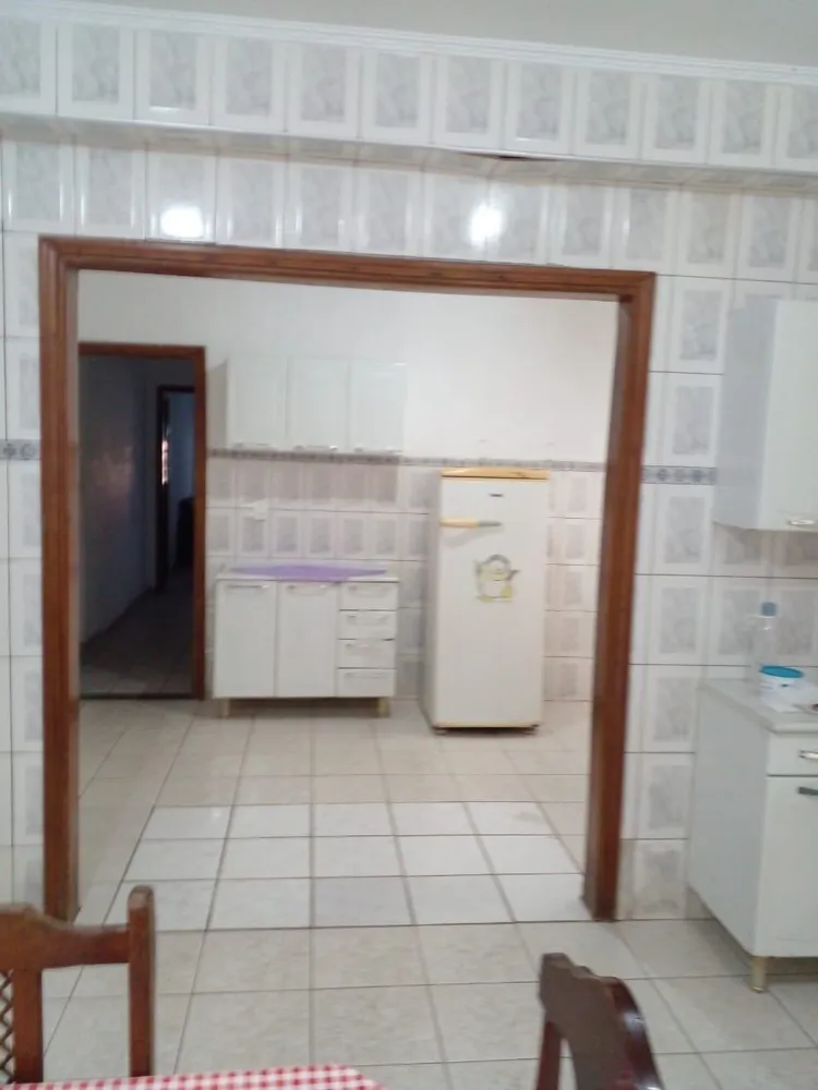 Casa, 3 quartos, 200 m² - Foto 6