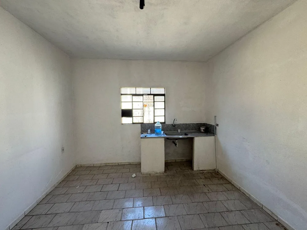 Casa, 3 quartos, 250 m² - Foto 2