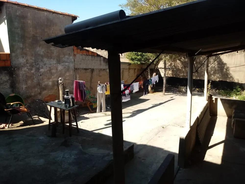 Casa, 2 quartos, 330 m² - Foto 1