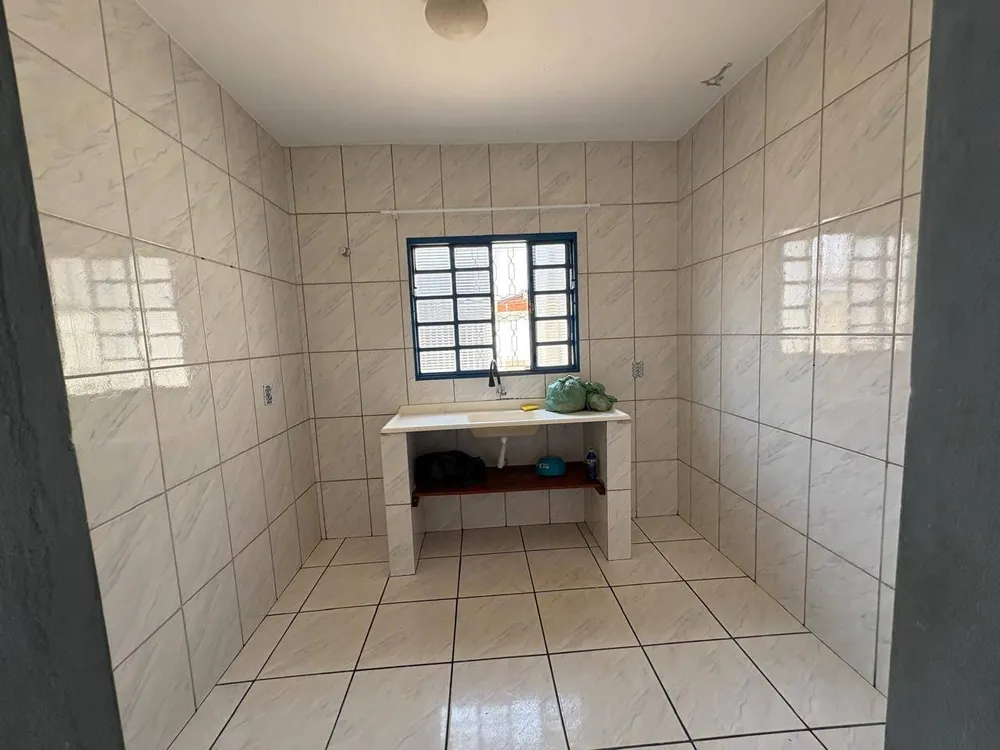 Casa, 2 quartos, 70 m² - Foto 2