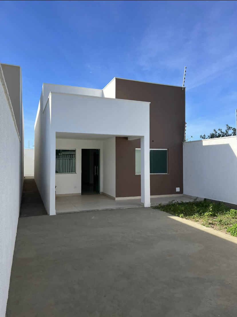 Casa à venda com 3 quartos, 89m² - Foto 1