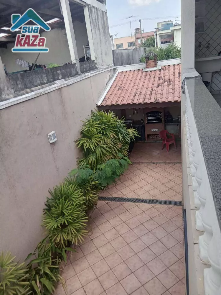 Sobrado, 3 quartos, 200 m² - Foto 1
